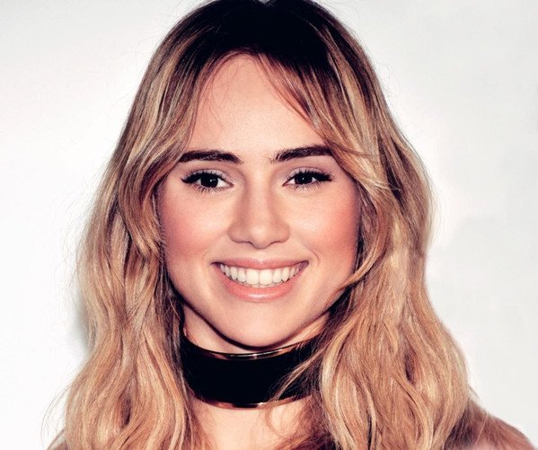 Promotional image of Suki Waterhouse